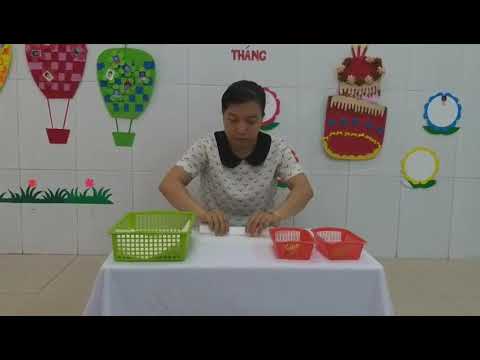 Cô Mai Thảo giáo viên lớp Mầm 1 và hoạt động Làm khẩu trang giấy tại nhà