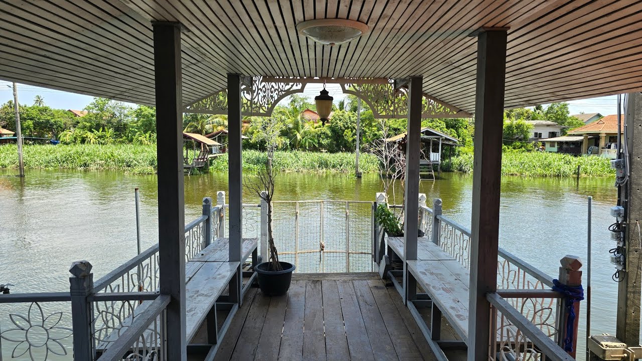 ขายบ้านติดริมคลองอ้อมนนท์ 107 ตรว. อ.เมือง จ.นนทบุรี