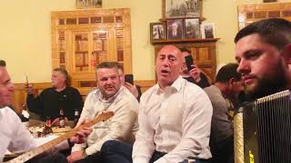 Ramush Haradinaj Kendon Se Bashku Me Shaban Demaj Shkodran Shala Dhe Edi Ahmetaj