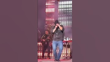 Thumbnail of Carin León bailando “la boda del Huitlacoche”