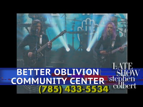 Better Oblivion Community Center Performs 'Dylan Thomas'