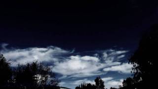 High clouds drifting by time lapse V07066