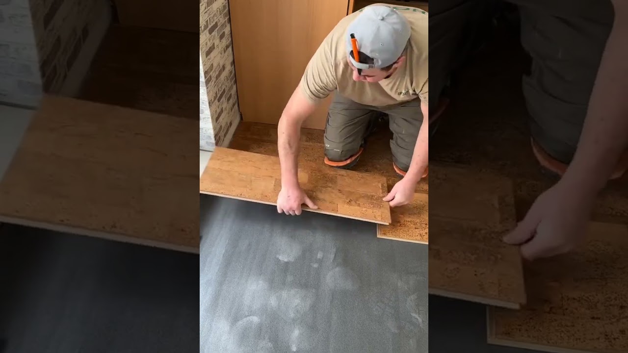 Korkboden verlegen / Vinyl ausschneiden segen/ Kork an der Wand zuschneiden / Parkett zuschneiden
