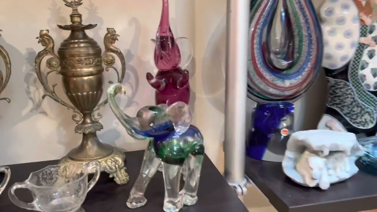 The best gift    Murano, Kosta boda,Armani, lladro, Baccarat , and many more