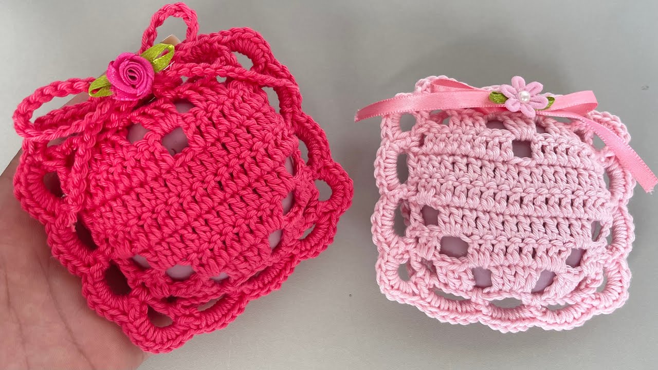 Sachê perfumado em crochê motivo coração rápido e fácil ou porta sabonete