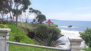 Pesona Bukit Batuhiu Pangandaran