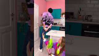 Thumbnail for Cool and Fun Prank on a Thief 🤭 by Snack Chat