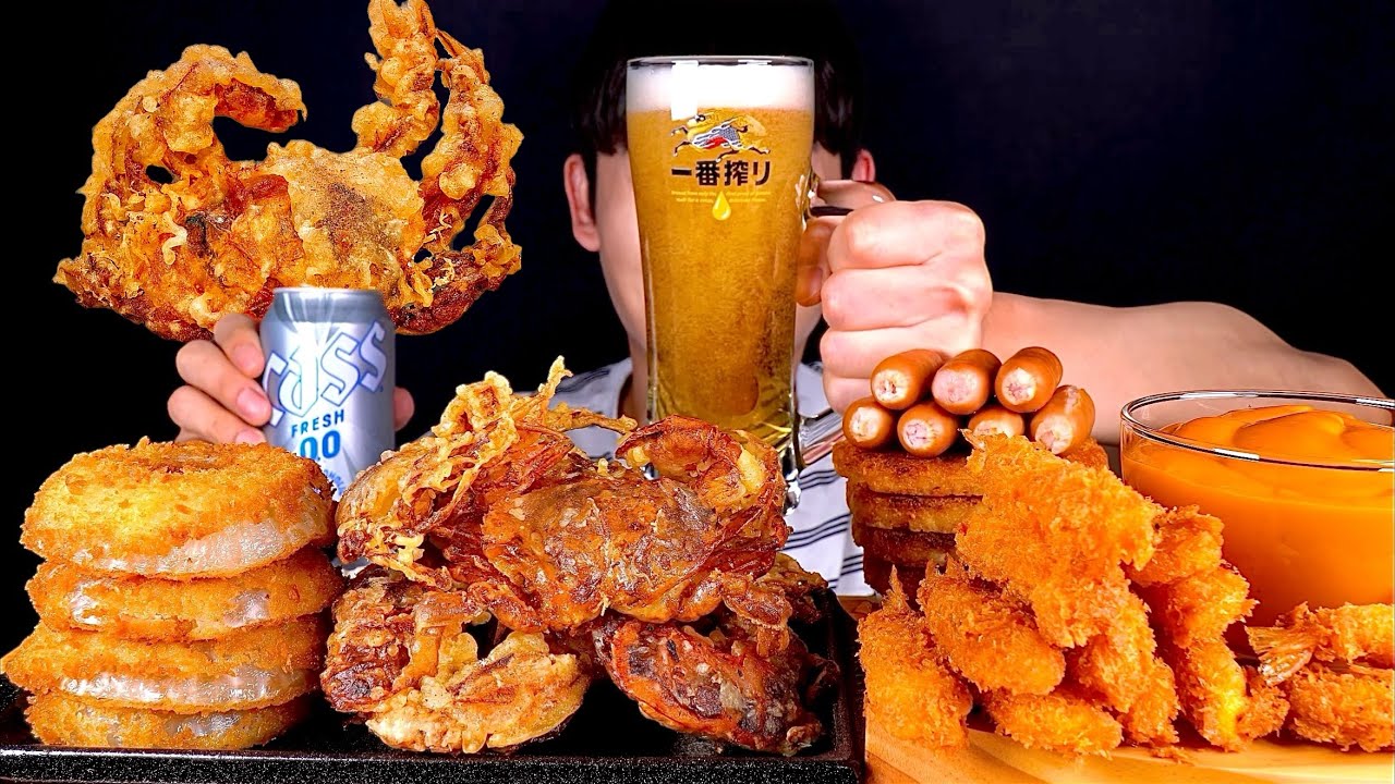 ASMR 껍질까지 먹는 소프트쉘크랩튀김🦀어니언링 뽀득소세지 해쉬브라운 먹방~!! Beer With Fried Crab Onion Ring Hash Brown MuKBang~!!