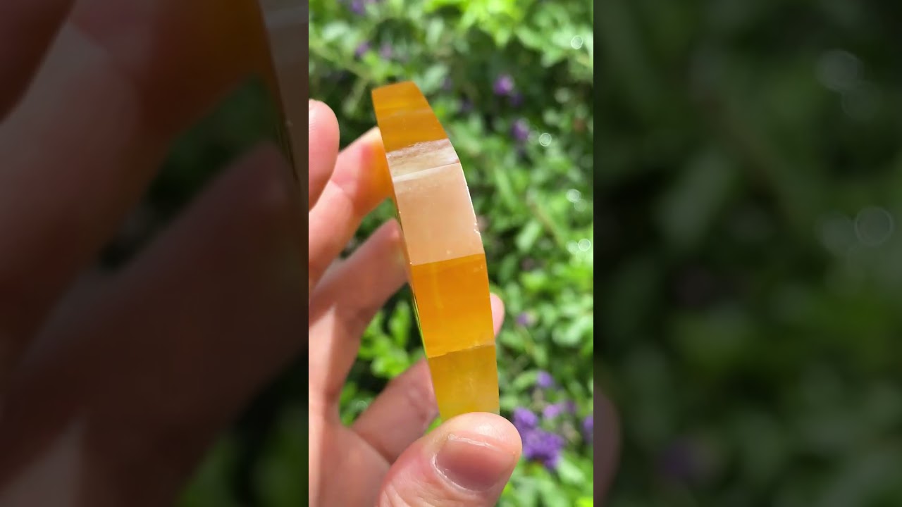 キャンディー・フローライト 心を整えるカラフル天然石
