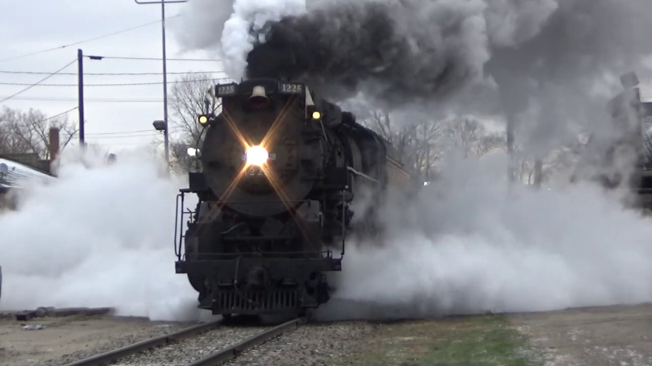 Pere Marquette 1225 leads the North Pole Express from Owosso to Ashley