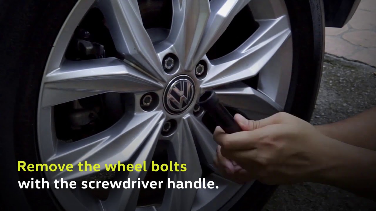 How to change a car flat tyre YouTube