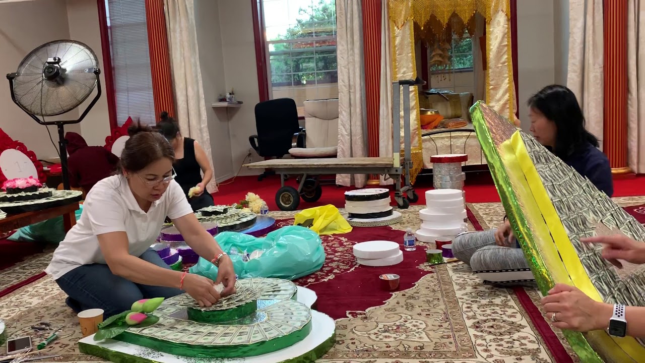 Learning how to make money flower for funeral services YouTube