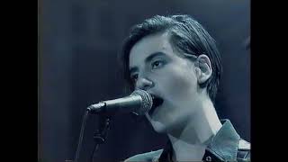 Video thumbnail of "Elastica 1995 05 11 Connection live on TV @ Nulle Part Ailleurs"