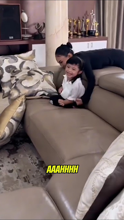 Ameena salting her clothes want to be borrowed by oma yunet #ameena