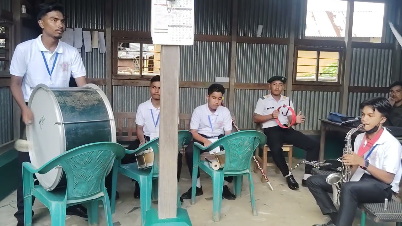 LOTUS BAND PARTY, HEIROK