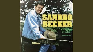 Video thumbnail of "Sandro Becker - A Velha Debaixo da Cama"