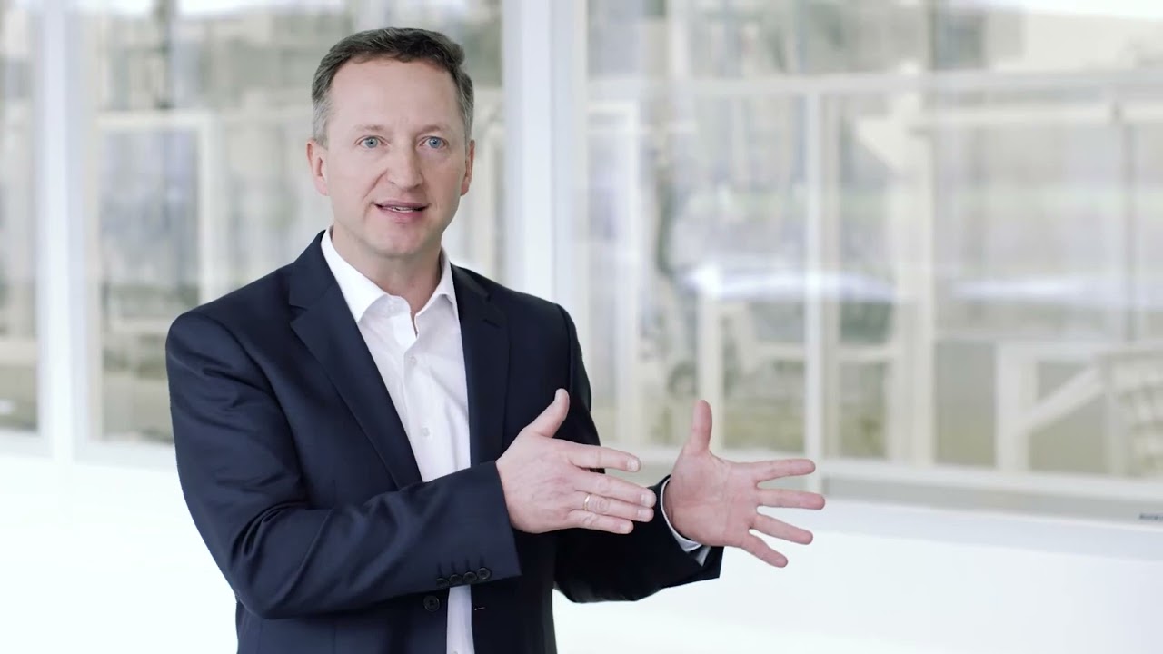 Perfecting surfaces  SCHOTT Pharma enhances production setup for coated vials