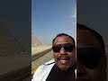 جيزاني في الاهرامات في مصر 