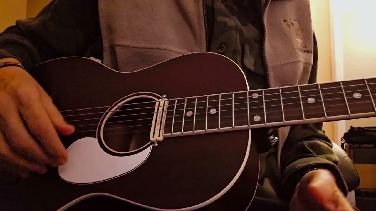 Orangewood Juniper II  demo 