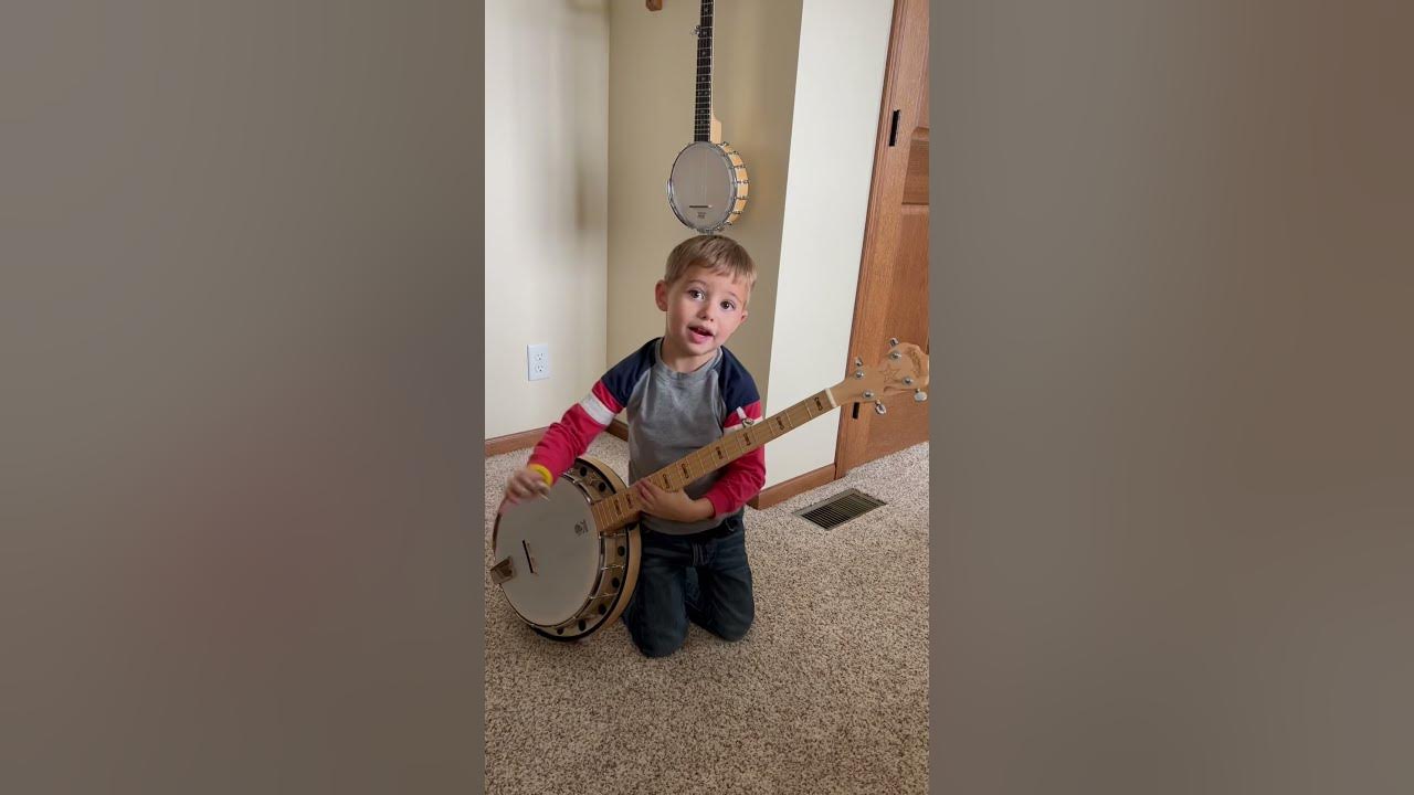 Shane Parde 4 yrs old “Foggy Mountain Breakdown” with jam session