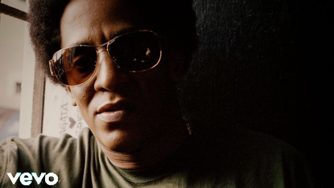 Tego Calderon, Eddie Dee, Julio Voltio - Payaso (Video Oficial) Tego Calderon, Eddie Dee, Julio Voltio - Payaso (Video Oficial)