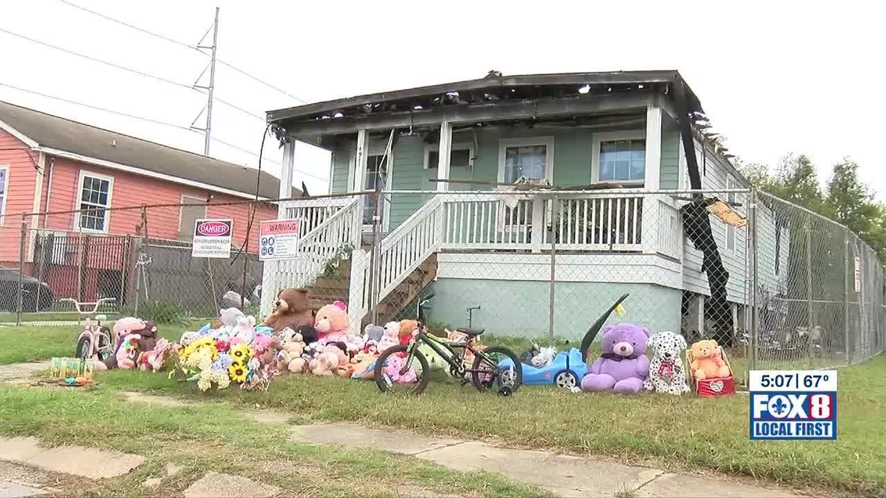 Father accused of killing three children appears before a judge - YouTube