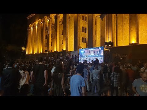 სტუდია რე - სირცხვილის ერთი თვე - აქციებიდან გადაცემამდე