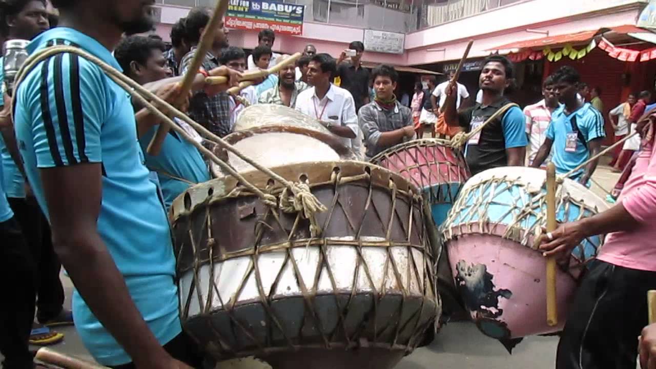 mullassery-parambanthally-shashti-2014-thambolam-youtube