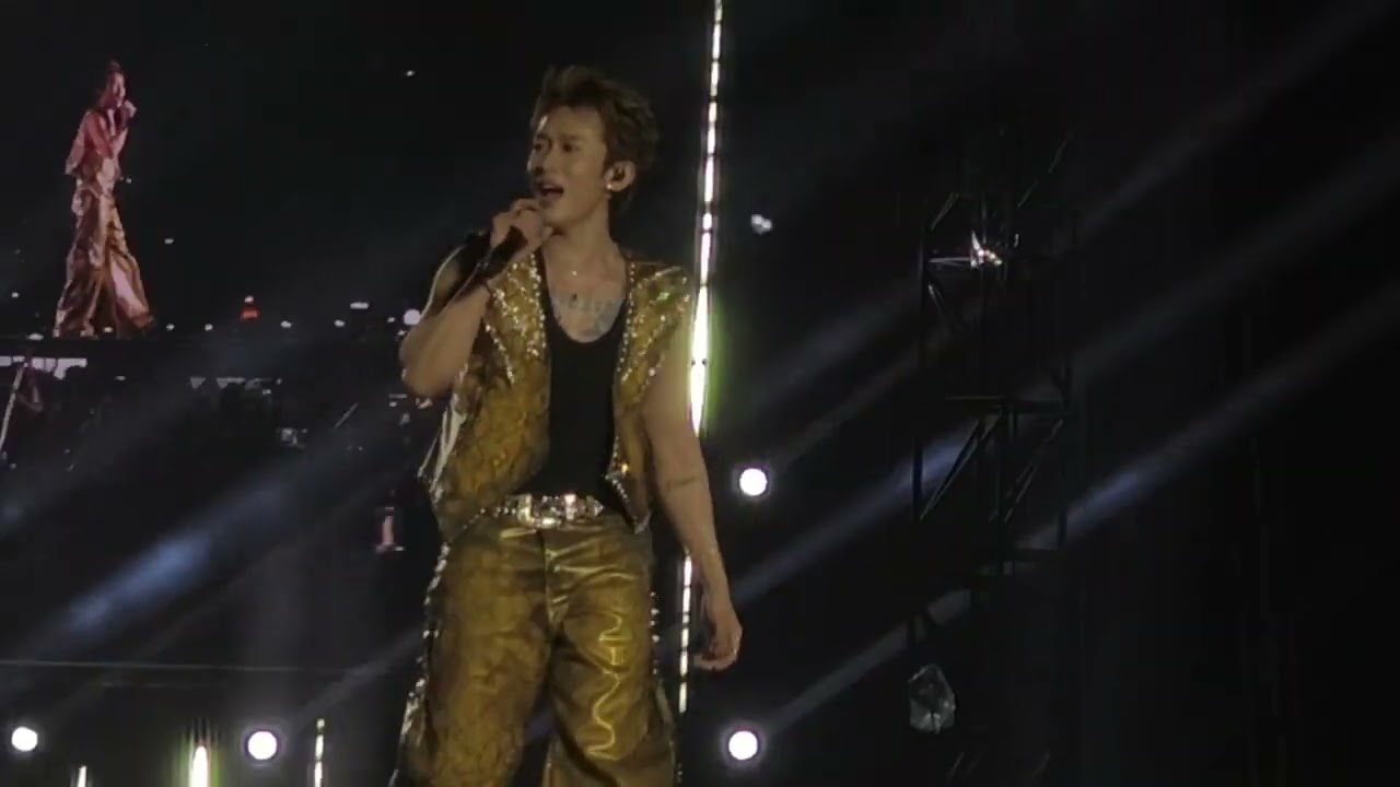 Phía sau em - Kay Trần_đấu trường sấm 