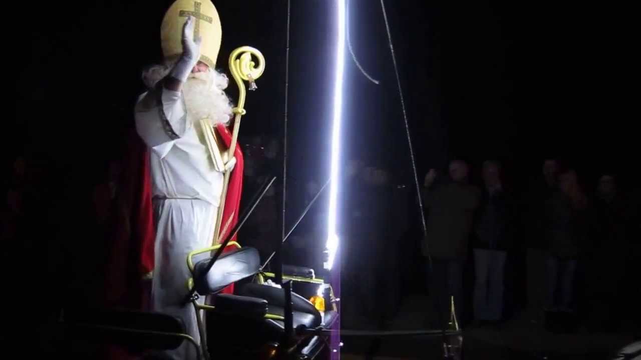 Samichlaus-Einzug in Beckenried 2013
