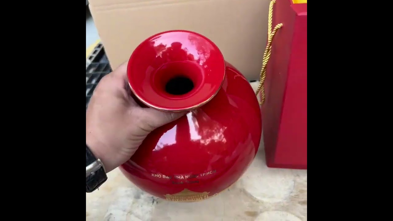 BÌNH HÚT LỘC GỐM SỨ BÁT TRÀNG IN LOGO MÀU ĐỎ VẼ VÀNG KIM - SẢN XUẤT TẠI XƯỞNG GỐM BÁT TRÀNG