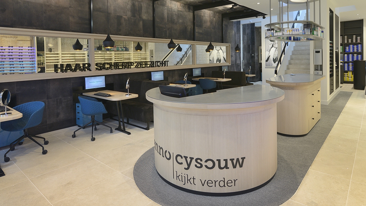 Winkelinrichting kaasschieter audicien door wsb interieurbouw 2016 ... Woonkamer design wand design