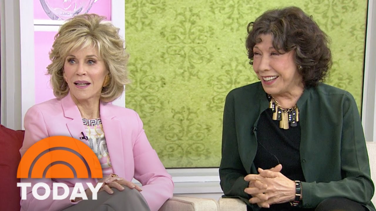 Jane Fonda And Lily Tomlin Together Again In Grace And Frankie Today Youtube Jane Fonda And Lily Tomlin Together Again In Grace And Frankie Today Youtube