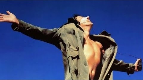 映画『シャイン』実在の天才ピアニスト、デイヴィッド・ヘルフゴットの半生を基に描いた感動作。