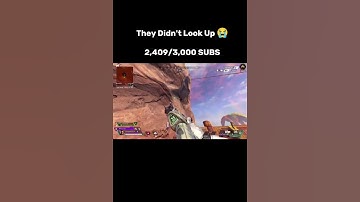 Bro Jumped A WHOLE Team 😭 #apexlegends #shorts #gaming