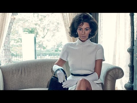 Videó: Kim Kardashian, Mint Jackie Kennedy Észak Ellen