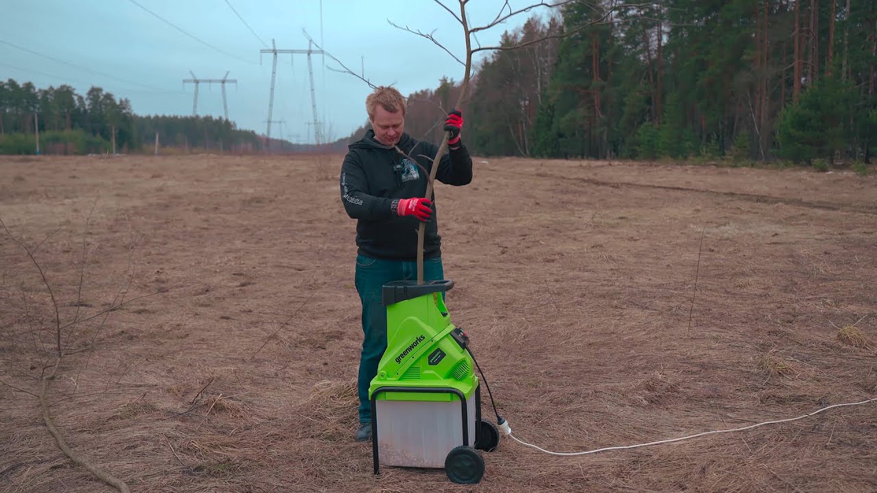 Садовый измельчитель Greenworks GACSB - YouTube
