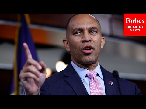 WATCH: Hakeem Jeffries Holds A Press Briefing After House And Senate Vote To Release Epstein Files