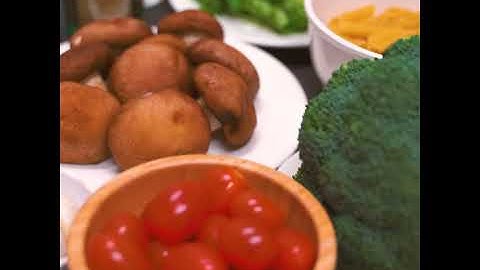 Broccoli Pesto - Giselle Food Processor 500W Blender Chopper Whisk Slicer Meat Grinder (KEA0221WH)