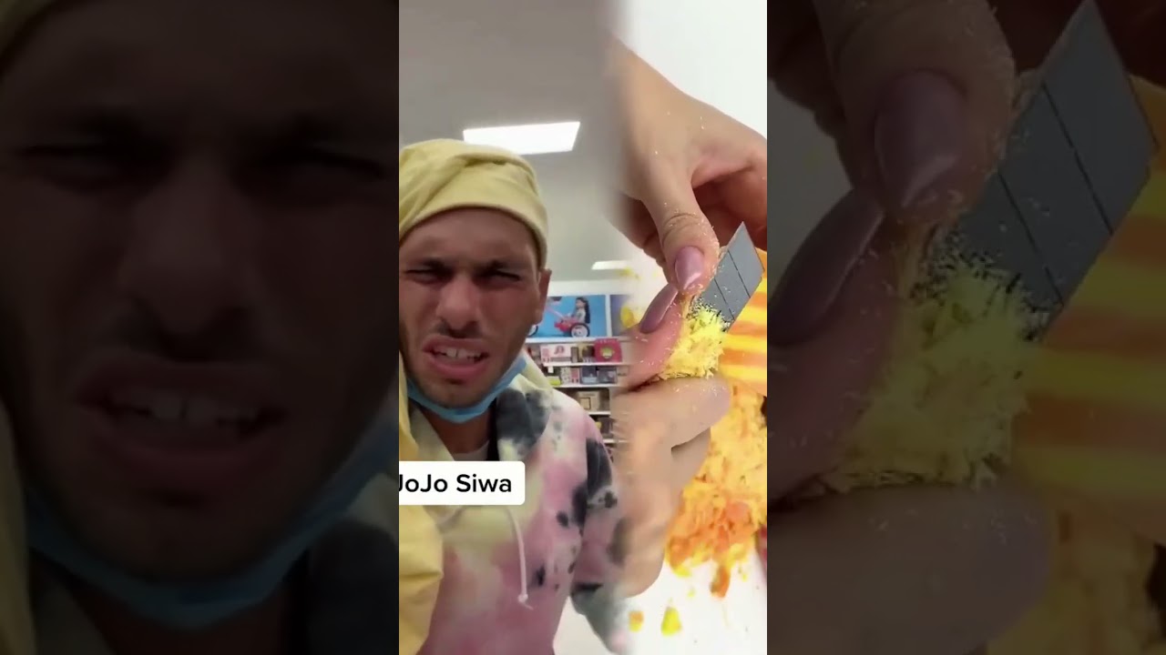 @itsjojosiwa loses her bow while shopping 