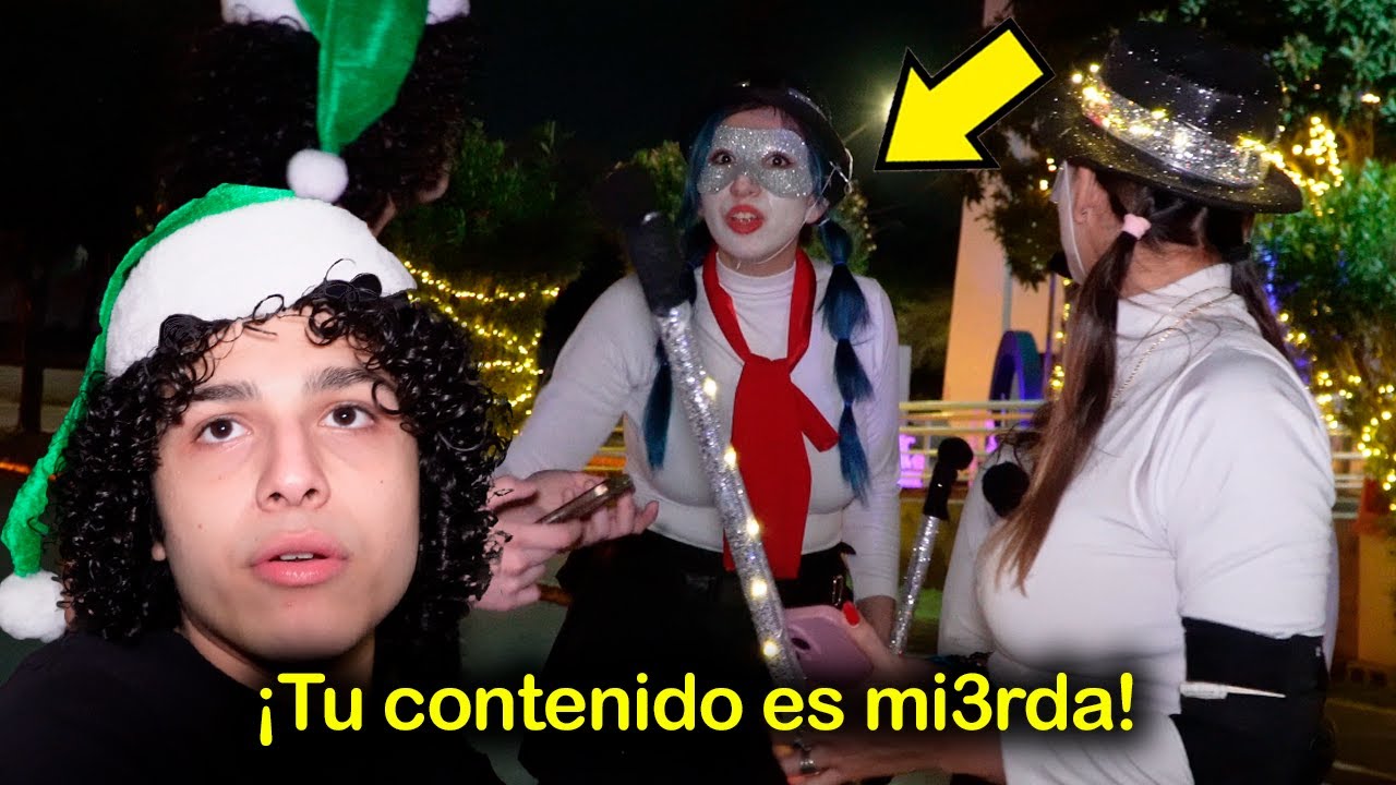 ¡FEMINISTAS me ATACAN en Desfile Navideño!