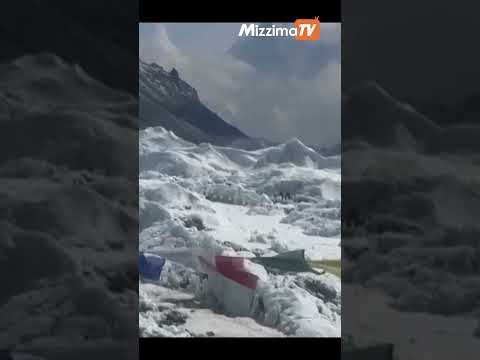 နီပေါတောင်တက်သမားတွေရဲ့ ဧဝရတ်တောင်တက်ရာသီစတင်