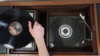 Vintage Magnavox Stereo Console Tambour Doors Walnut Finish C 1960's