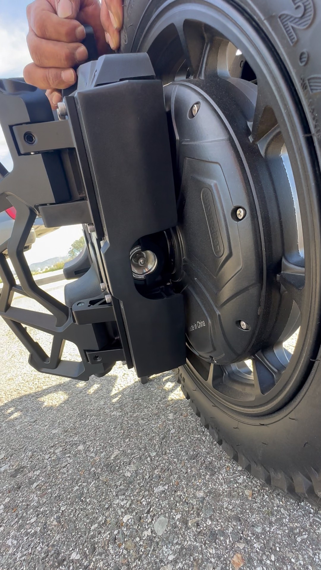 Lynx S Chassis Flex vs Lynx - YouTube