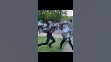 Guy dodges every punch from opponent #shorts