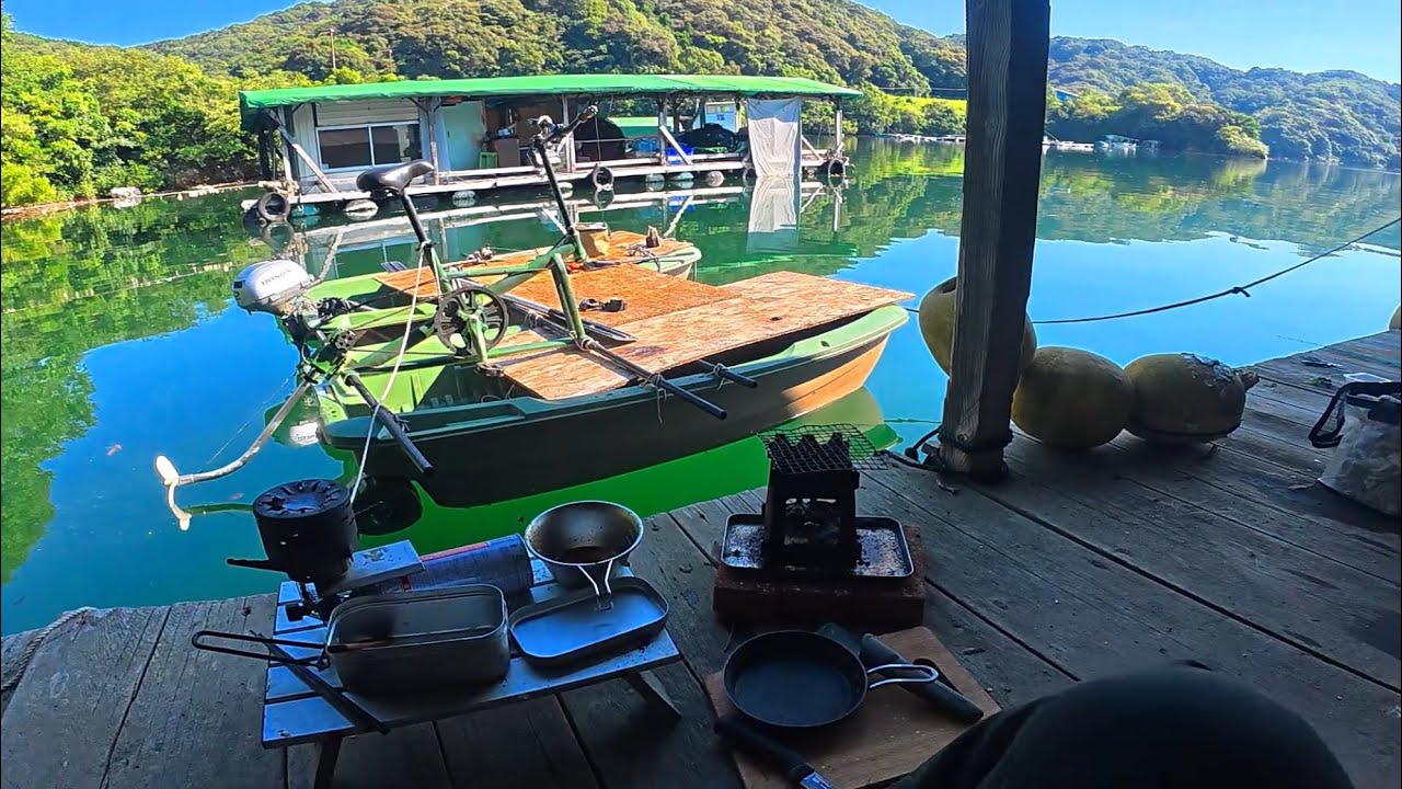 海上の別荘で自転車駆動式小舟を作って釣りキャンプしてみたよ！