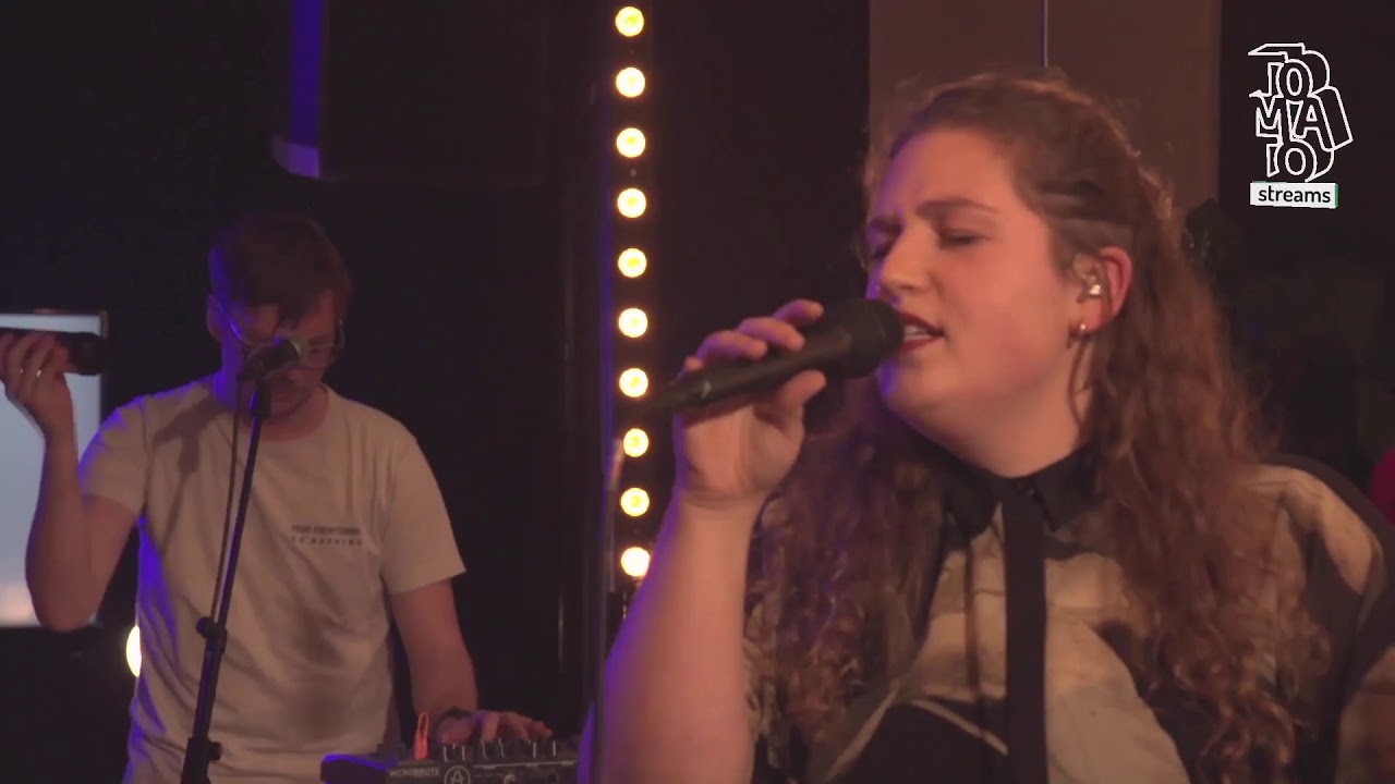 momoyo - Hands (Live at Tomato Stories)