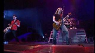 Video thumbnail of "Nickelback - Leader of Men (Live at Home)"