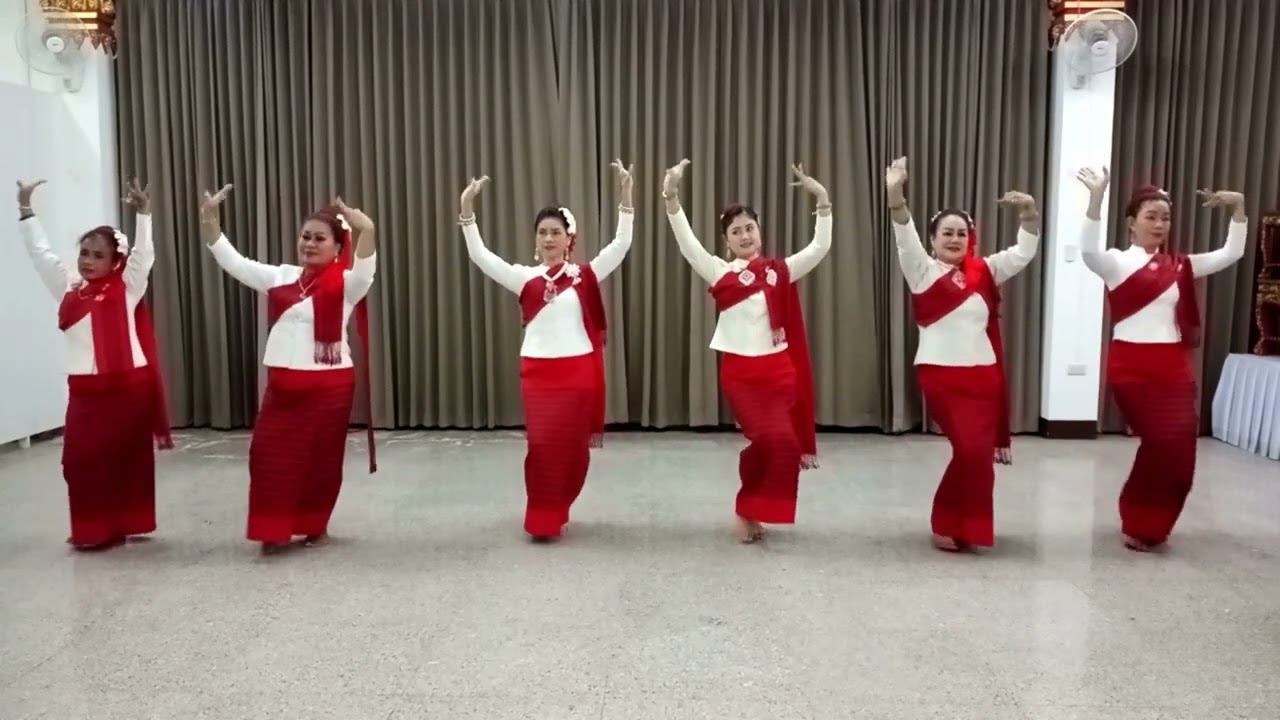 เต้ย ชวนเที่ยวสกลนคร