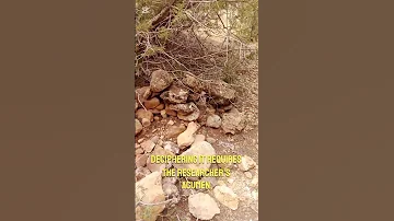 الرجم الصخري لغز الدفائن فوق القمم 
